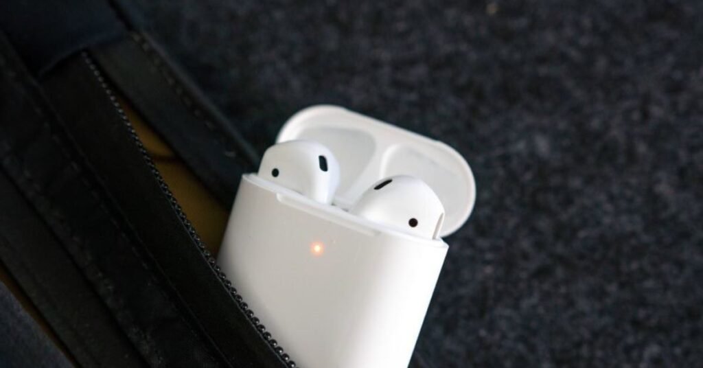 AirPods Battery Life and Lifespan